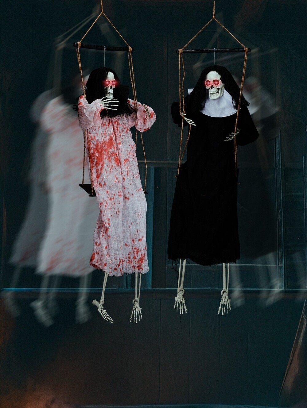 Outdoor Halloween Decorations 2 Packs Hanging Ghosts Decor With Lighted Up Eyes